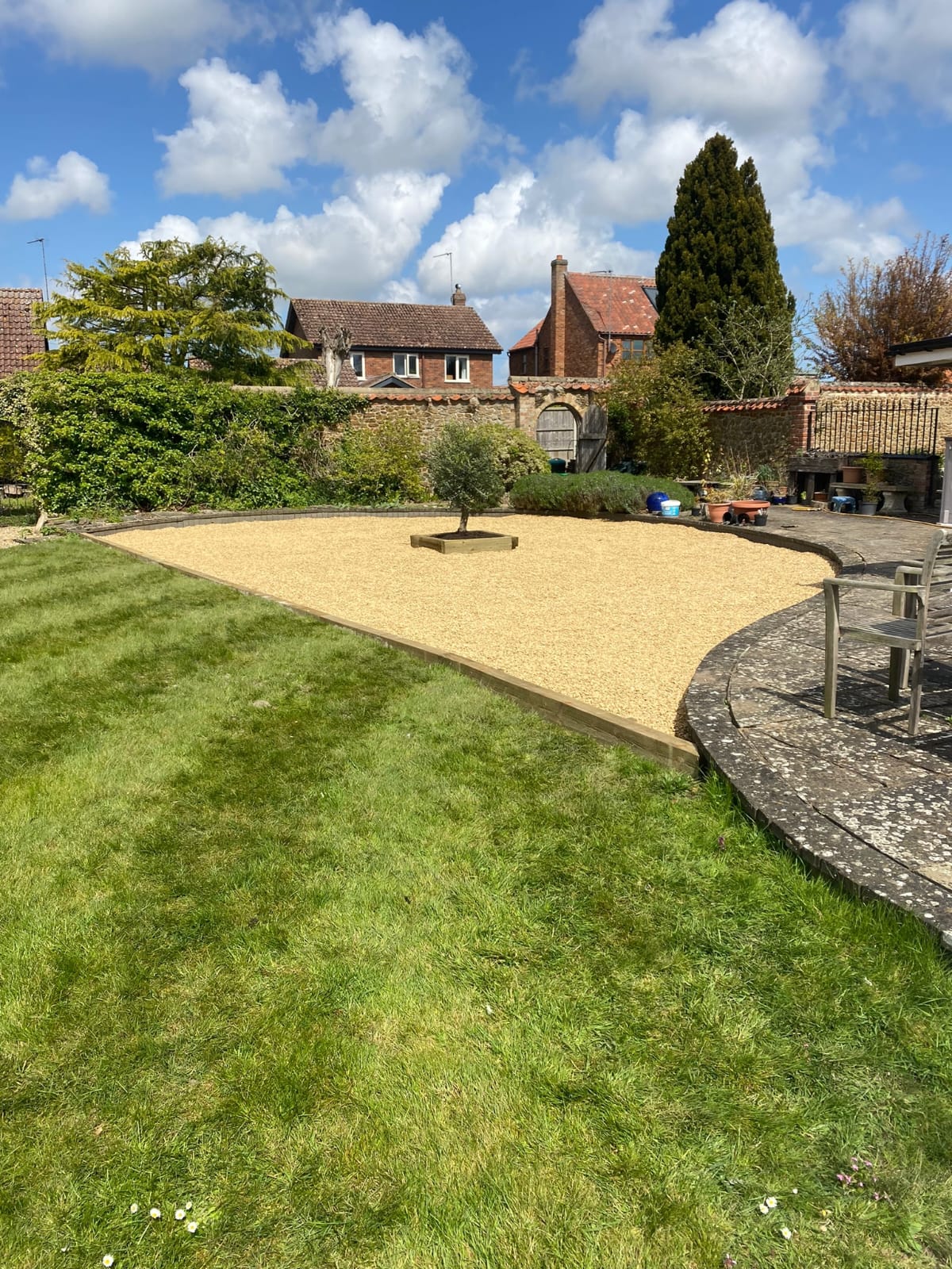Garden Design - Gravel Path